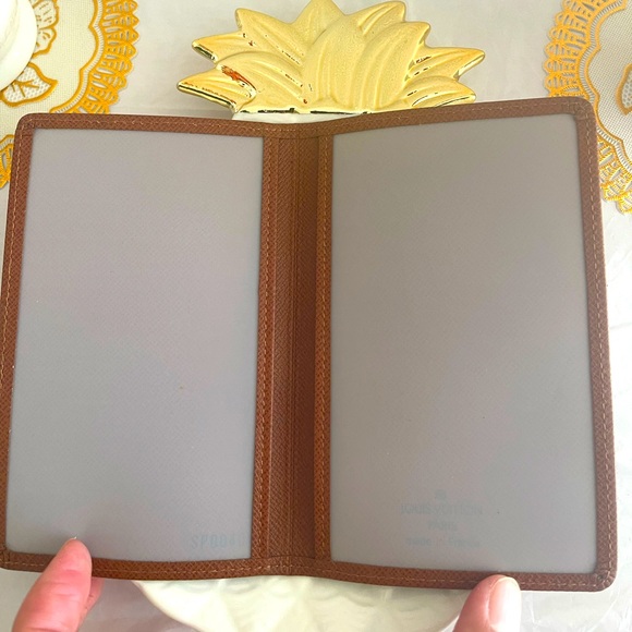 LOUIS VUITTON Wallet/Card Case/Holder; Like New Condition; Code: SP0040 - Picture 5 of 7